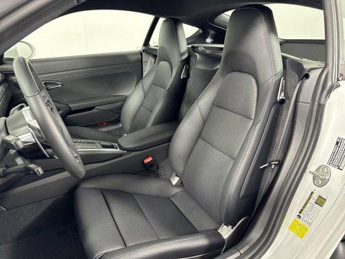 2024 Porsche 718 Cayman Style Edition
