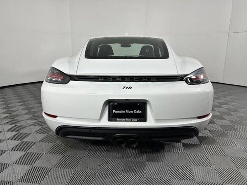 2024 Porsche 718 Cayman Style Edition