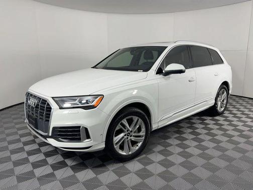 2021 Audi Q7 45 Premium