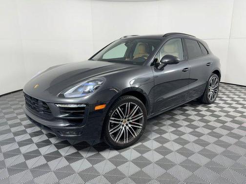 2017 Porsche Macan GTS