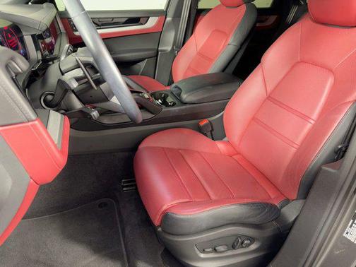 2024 Porsche Cayenne Cayenne