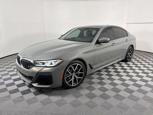 Bernina Grey Amber Effect Metallic 2021 BMW 540 540i M-Sport