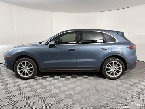 Biscay Blue Metallic 2019 Porsche Cayenne Cayenne