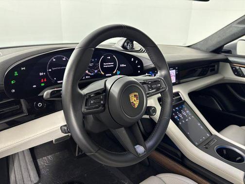 2022 Porsche Taycan Turbo S