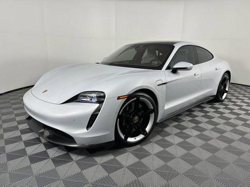 2022 Porsche Taycan Turbo S