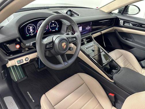 2026 Porsche Panamera 4 E-Hybrid