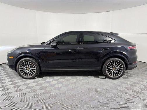 Jet Black Metallic 2020 Porsche Cayenne S