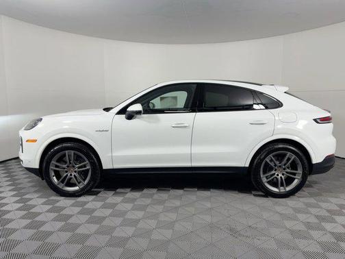 2026 Porsche Cayenne E-Hybrid