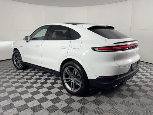 2026 Porsche Cayenne E-Hybrid