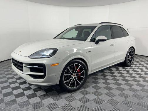 2026 Porsche Cayenne Cayenne S E-Hybrid