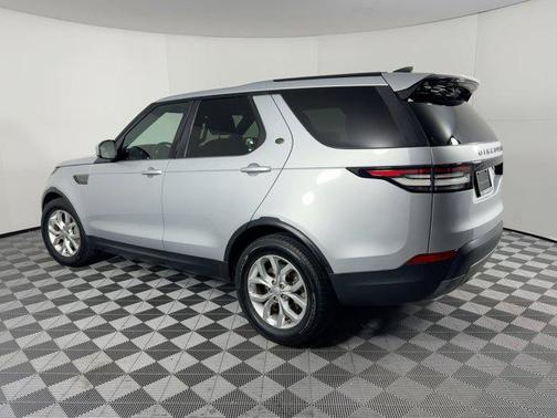 2019 Land Rover Discovery SE