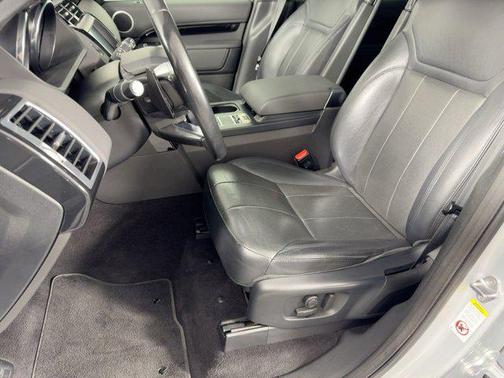 2019 Land Rover Discovery SE