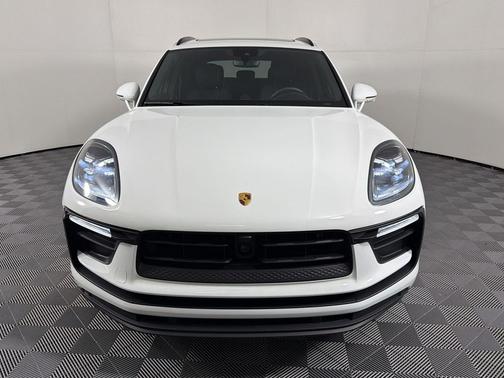 White 2025 Porsche Macan Macan