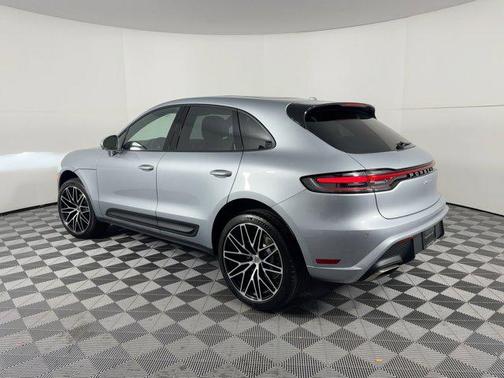 2026 Porsche Macan AWD