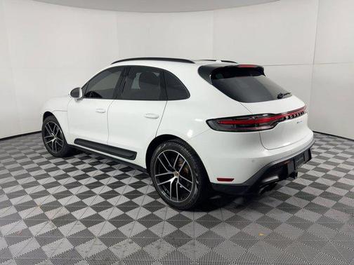 2024 Porsche Macan AWD