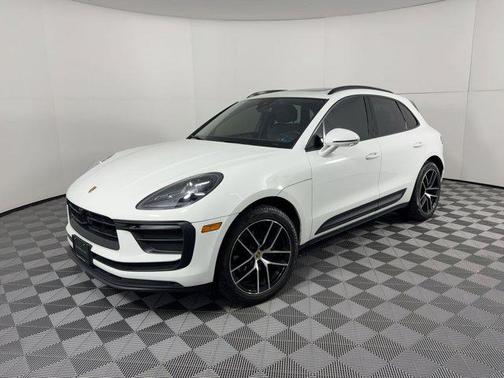 2024 Porsche Macan AWD