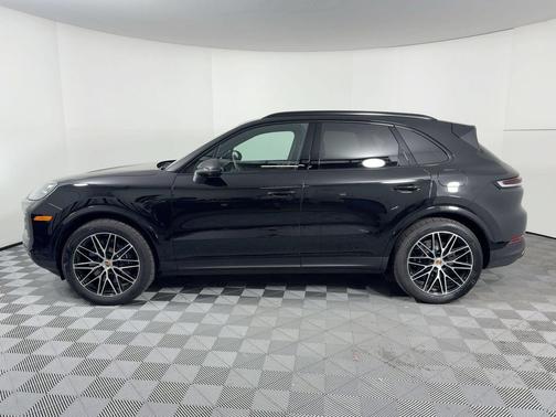 Chromite Black Metallic 2025 Porsche Cayenne Cayenne E-Hybrid