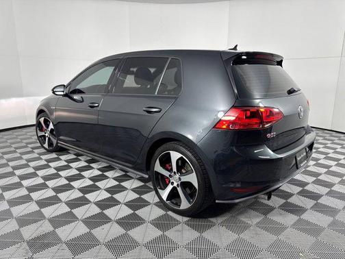 2017 Volkswagen Golf GTI 2.0T Autobahn 4-Door
