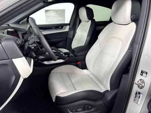 Chalk 2026 Porsche Cayenne Cayenne S E-Hybrid