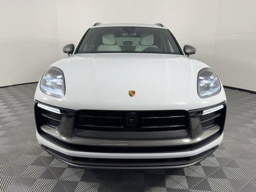 2026 Porsche Macan T