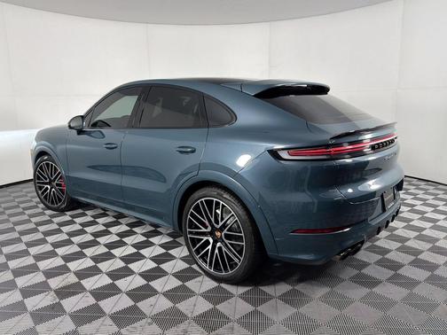 Paint to Sample 2026 Porsche Cayenne GTS