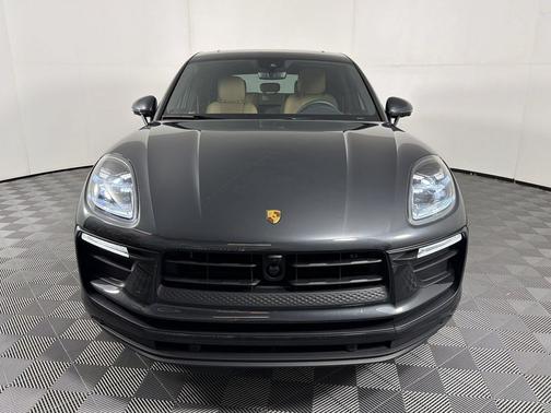 Volcano Grey Metallic 2026 Porsche Macan Macan