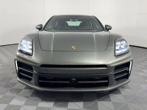 2026 Porsche Panamera 4 E-Hybrid