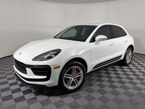 White 2022 Porsche Macan Macan