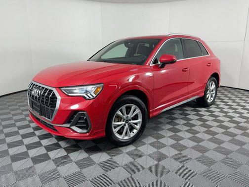 2024 Audi Q3 Premium 45 TFSI S line quattro Tiptronic