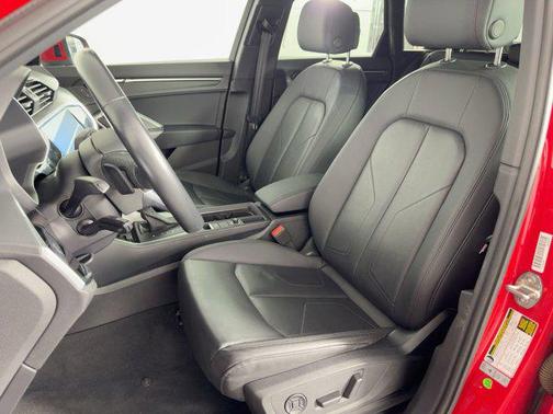 2024 Audi Q3 Premium 45 TFSI S line quattro Tiptronic