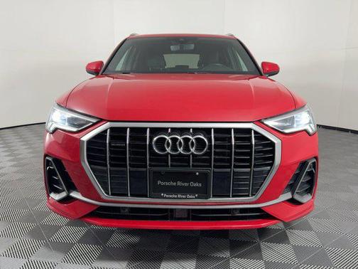 2024 Audi Q3 Premium 45 TFSI S line quattro Tiptronic