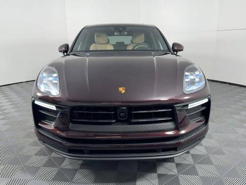 2026 Porsche Macan AWD