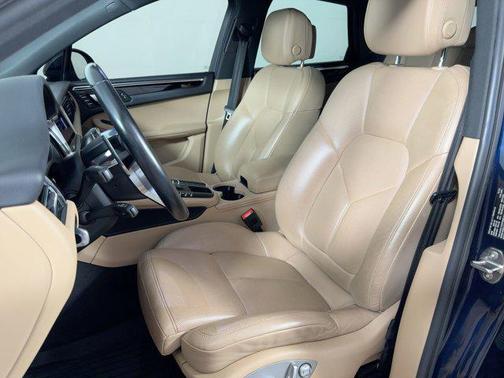2021 Porsche Macan S