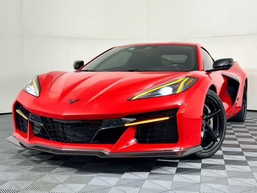 Torch Red 2025 Chevrolet Corvette E-Ray RWD Coupe 3LZ