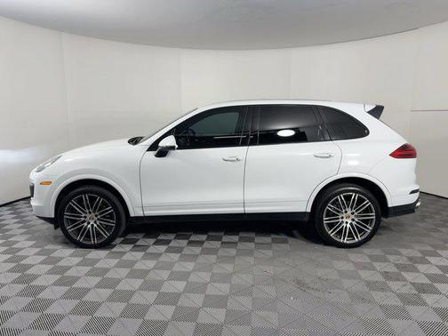 2018 Porsche Cayenne Platinum Edition