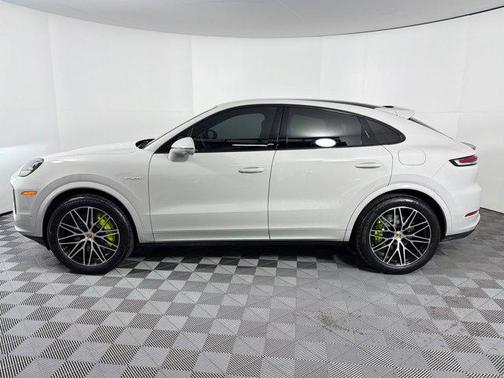 Chalk 2026 Porsche Cayenne Cayenne E-Hybrid