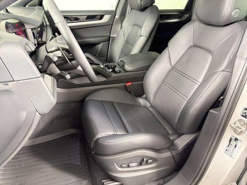 Chalk 2026 Porsche Cayenne Cayenne E-Hybrid