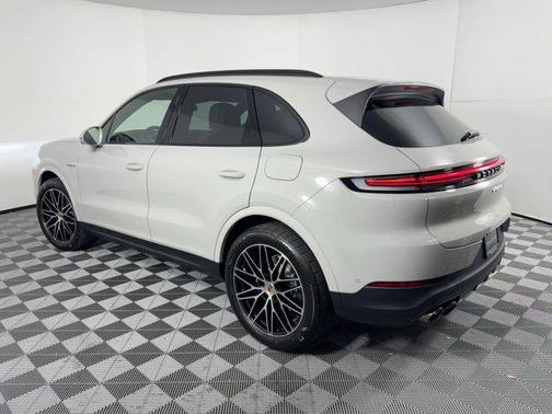 2026 Porsche Cayenne Cayenne