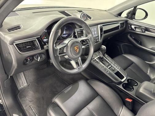 2018 Porsche Macan S