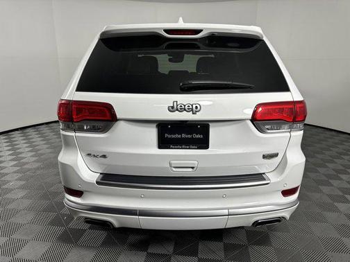 2019 Jeep Grand Cherokee Summit