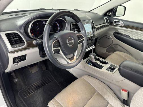 2019 Jeep Grand Cherokee Summit