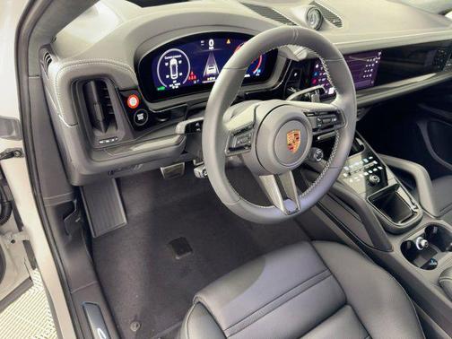 2026 Porsche Cayenne GTS