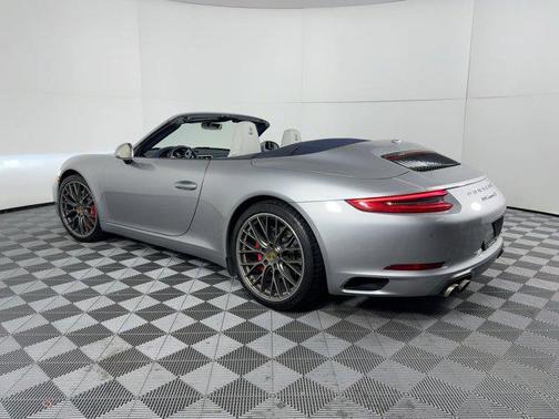2018 Porsche 911 911 Carrera S