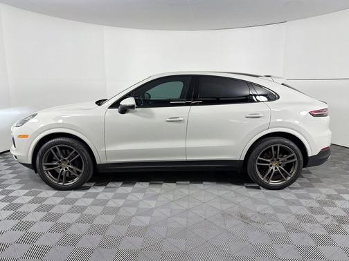 Chalk 2021 Porsche Cayenne Cayenne