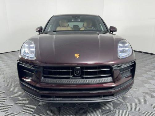 2026 Porsche Macan AWD