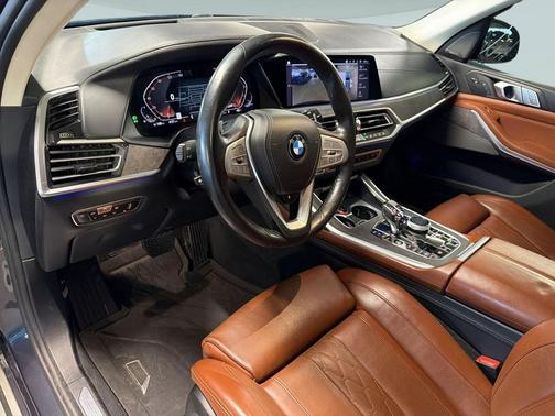Arctic Gray Metallic 2019 BMW X7 xDrive50i
