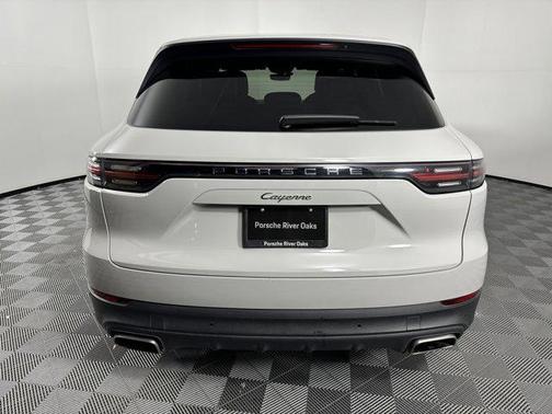 2022 Porsche Cayenne AWD