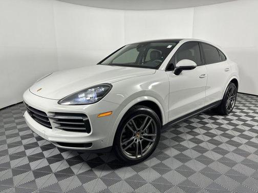 2022 Porsche Cayenne Platinum Edition