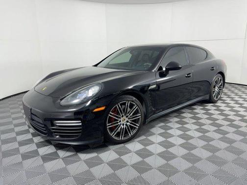 Carmine Red 2016 Porsche Panamera GTS