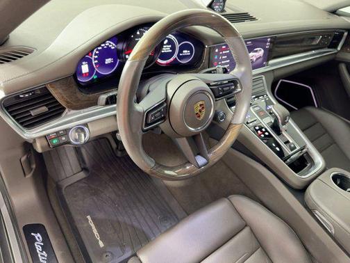 2023 Porsche Panamera Platinum Edition
